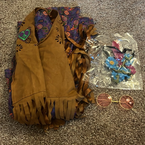 Flower Power Hippie Halloween Costume - Picture 2 of 2